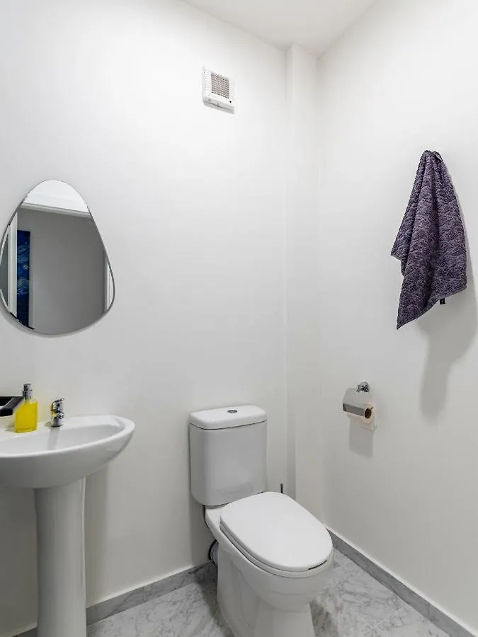 Park Herastrau 2 Luxury Bedroom بوخارست شقة