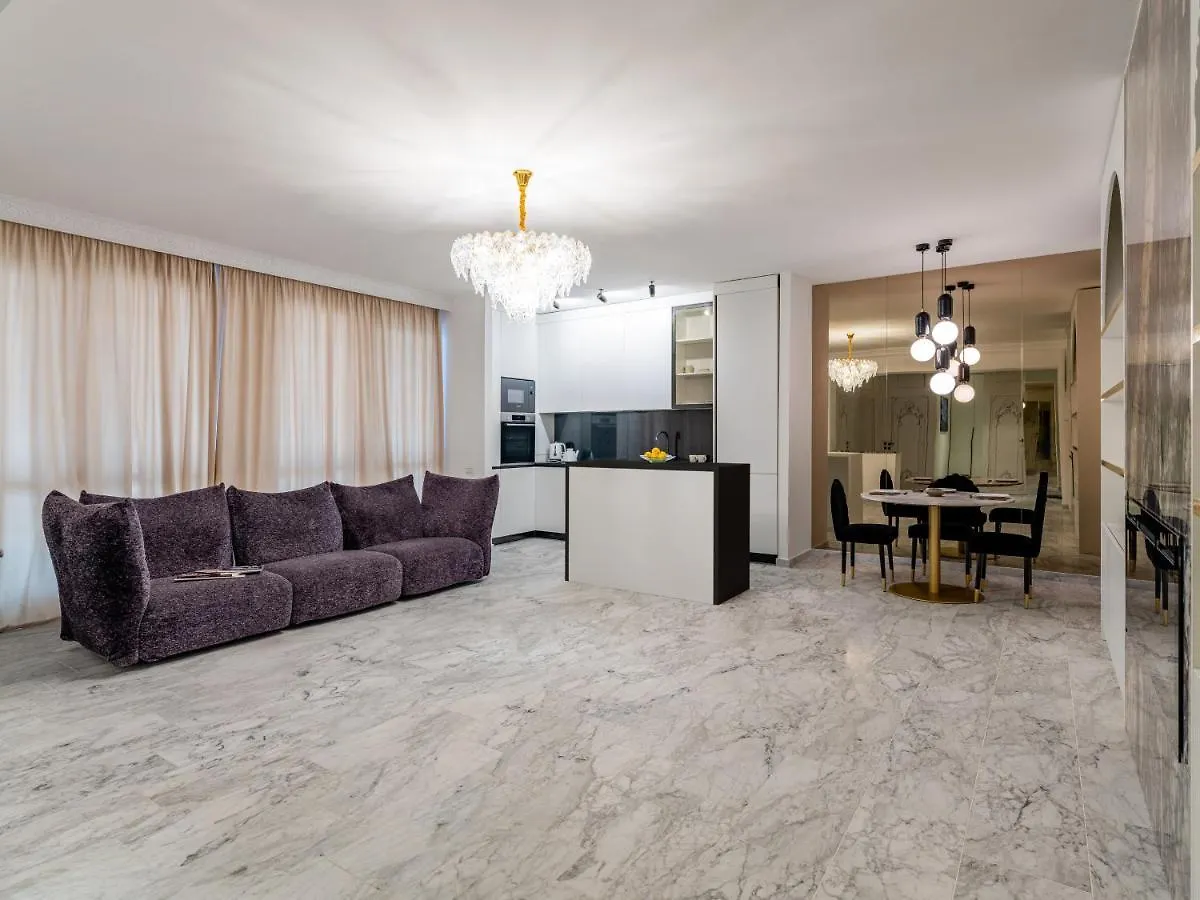 Park Herastrau 2 Luxury Bedroom بوخارست شقة